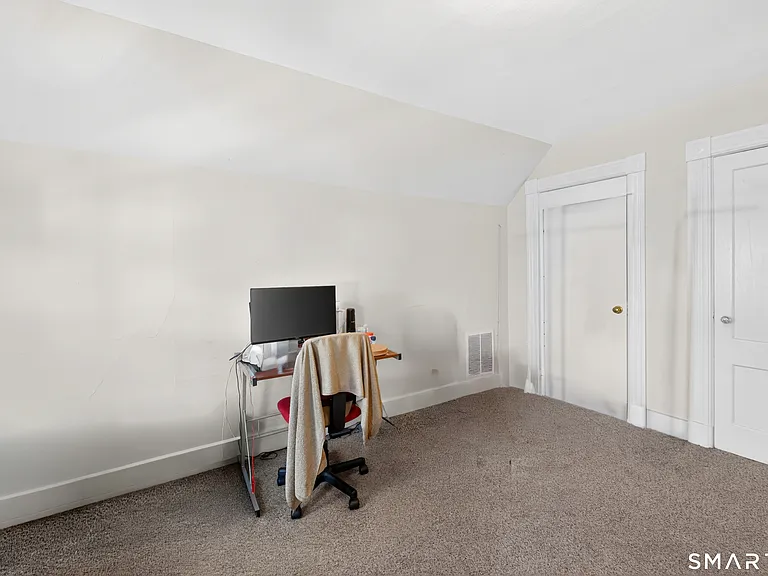 62 Lawrence St #3 — Photo 11