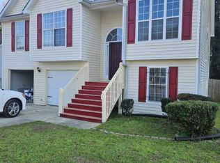 6923 Biscayne Blvd, Rex, GA 30273