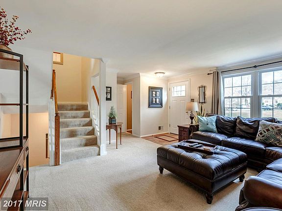 3rd image of 6504 Coachleigh Way