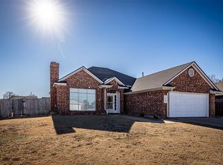 3902 SW Parkridge Blvd, Lawton, OK 73505