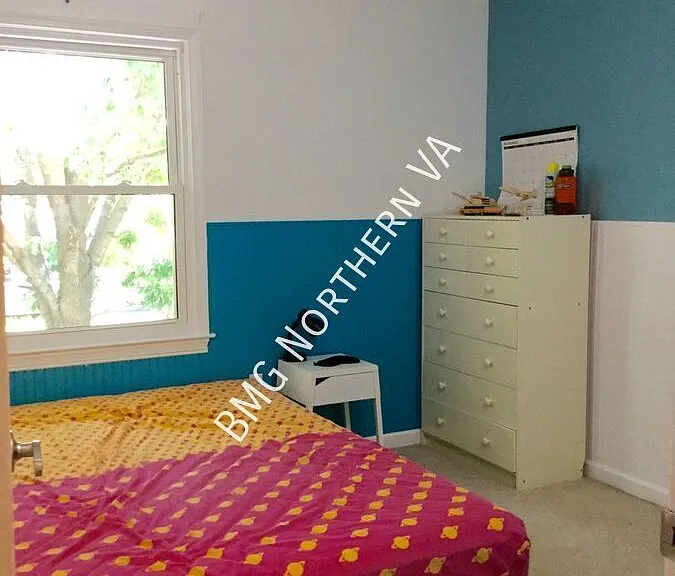8957 Rolling Rd — Photo 20