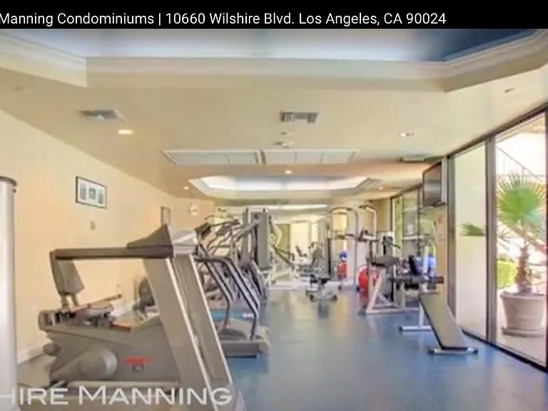 10660 Wilshire Blvd #907 — Photo 17