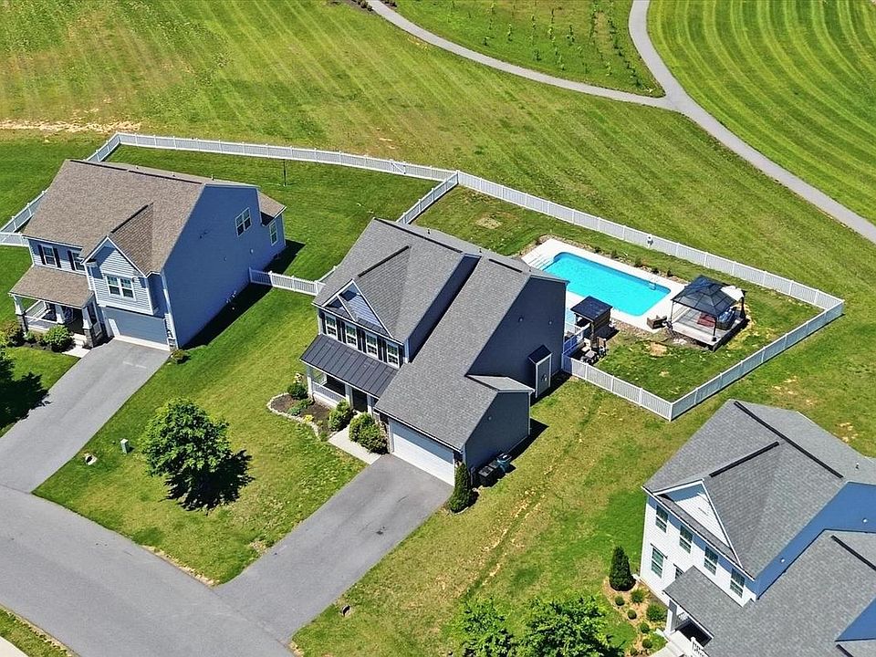1st image of 9354 Drumman Dr