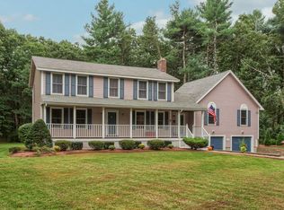 438 Foster Rd, Tewksbury, MA 01876