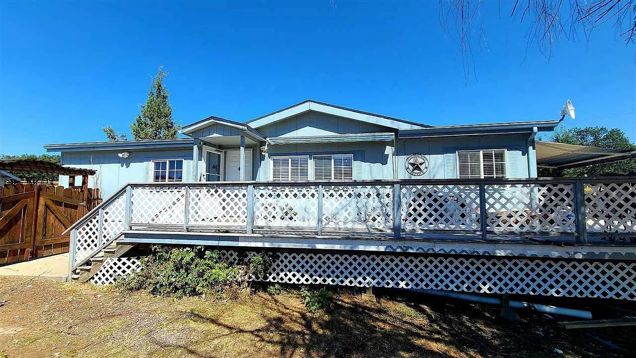 730 Duncan Dr photo 1