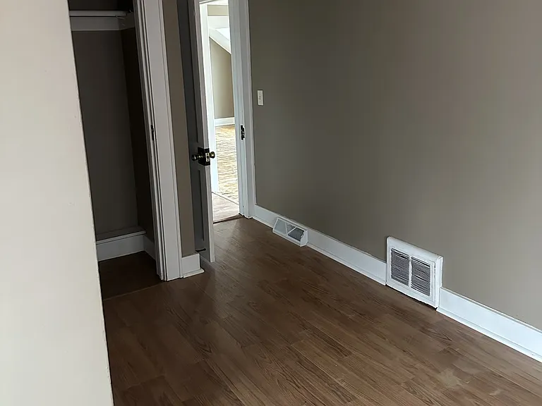 1229 W North St #2 — Photo 7