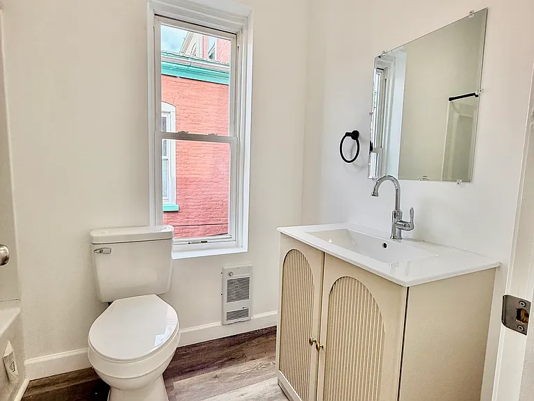 126 Buttonwood St #2 — Photo 19