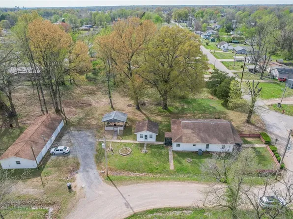 401 E Henry St, Poplar Bluff, MO 63901