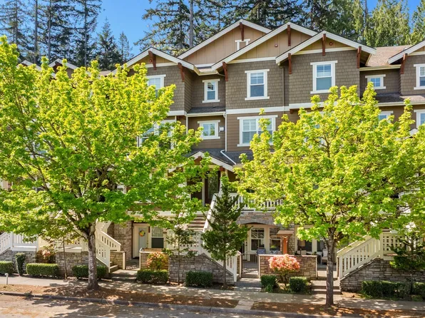 101 Shy Bear Way NW, Issaquah, WA 98027