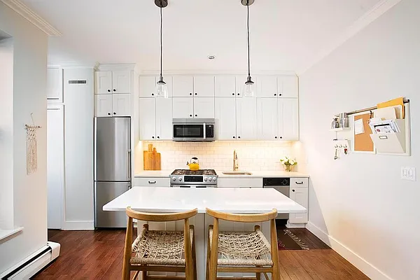 Rented by LG Fairmont Group | media 19