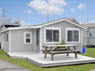 6 Lane Five, Narragansett, RI 02882