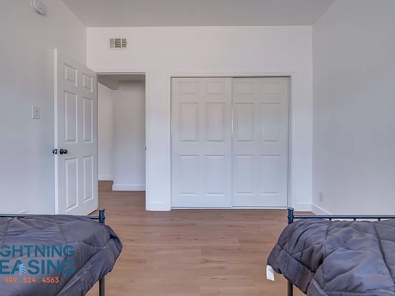 5312 Corteen Pl #16 — Photo 11