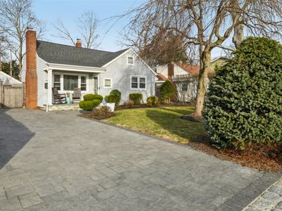 170 Seville Boulevard, Sayville, NY, 11782