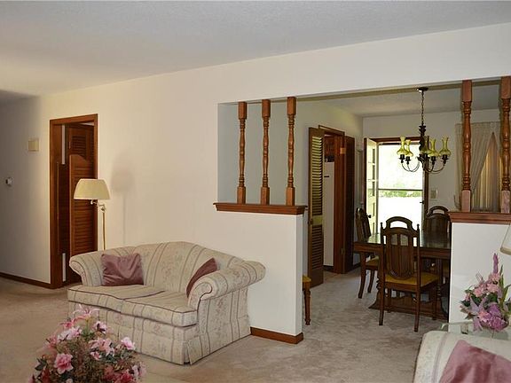 5th image of 10600 Bellefontaine Ave