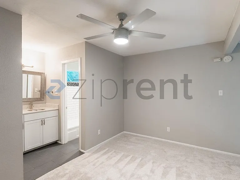 3450 Willowrun Dr #D — Photo 10