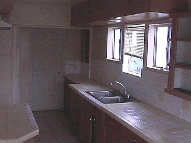 1st image of 844 Pleasant Ln