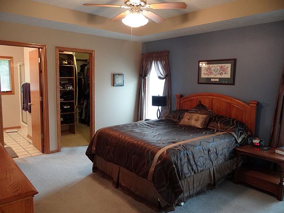 4th image of 2113 Leigh St