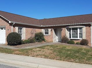 1240 Wexford Village Cir NE, Lenoir, NC 28645