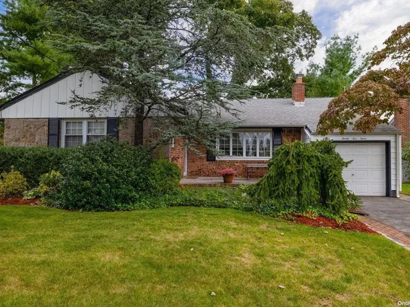 2512 Eileen Road, Oceanside, NY 11572