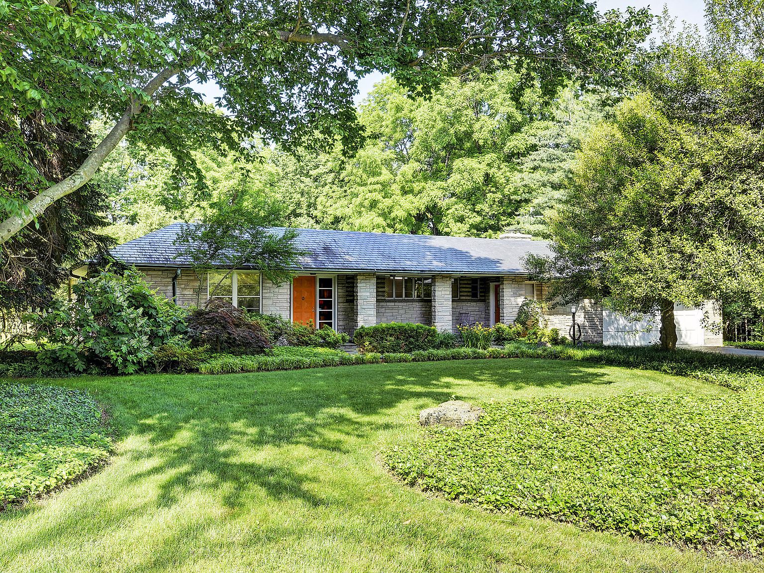 102 Travois Rd, Indian Hills, KY 40207 Zillow