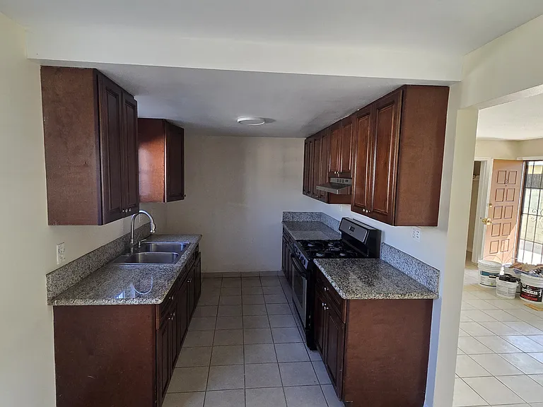 1545 Plaza Del Amo #B — Photo 1