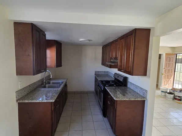 1545 Plaza Del Amo #B, Torrance, CA 90501
