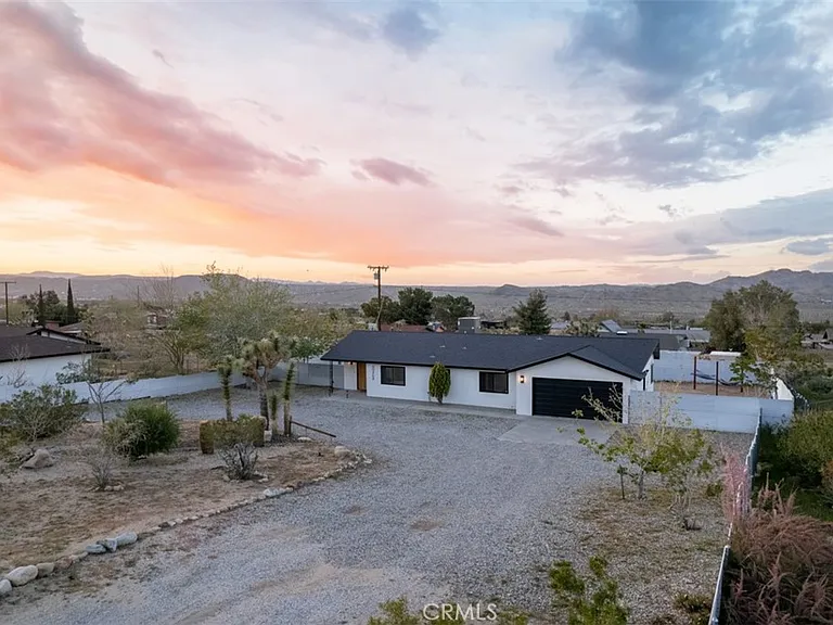 60468 Latham Trl — Photo 3