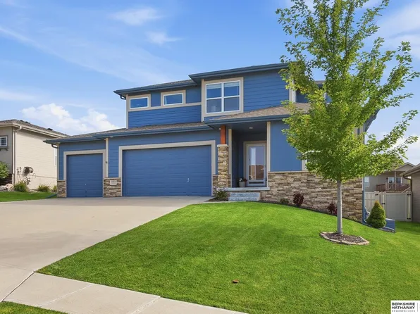 16865 Portal St, Omaha, NE 68136