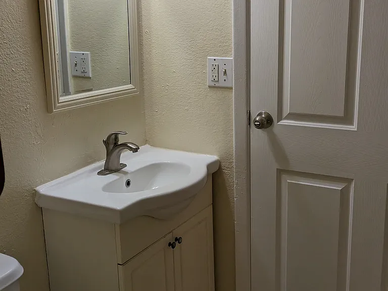 1450 Locust Ave #309 — Photo 12