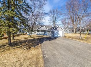 8922 S Park Dr NE, Alexandria, MN 56308