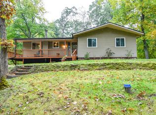 1907 Kent Rd, Ortonville, MI 48462