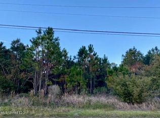 310 Bayview St, Pass Christian, MS 39571