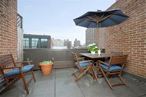 Sold by Douglas Elliman | media 19