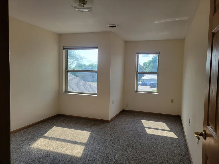 240 Ash St #2 — Photo 5