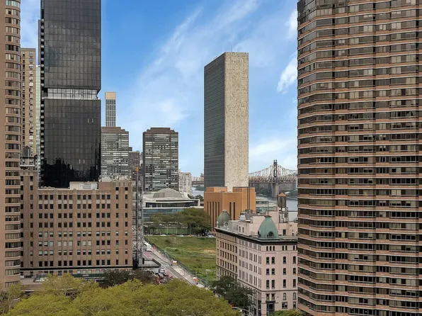 333 East 34th Street 4DE image 23 of 24