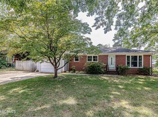 635 Winterlochen Rd, Raleigh, NC 27603