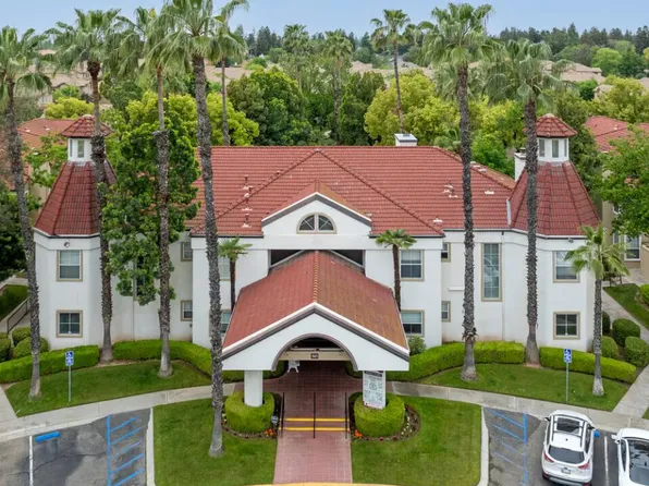 8153 N Cedar Ave APT 222, Fresno, CA 93720