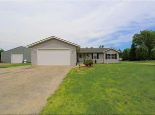 7712 Dunkelow Rd, Franksville, WI 53126