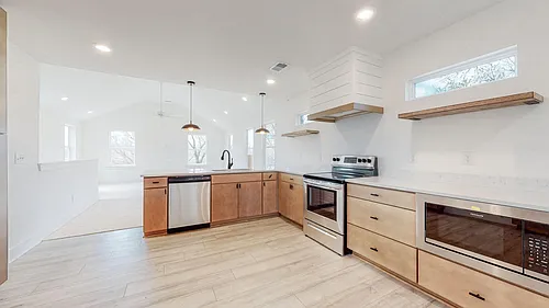 508 Vinson Dr Photo 1
