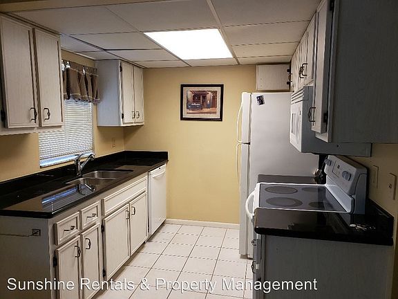 4th image of 7023 Cedarhurst Dr APT 3