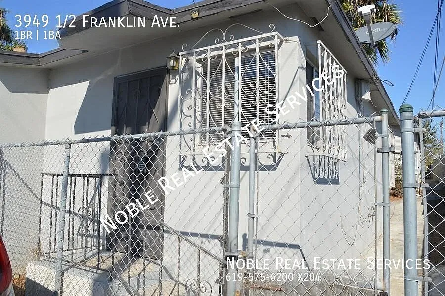 3949 1/2 Franklin Ave