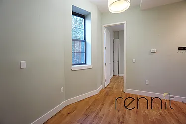 Rented by Rennit Inc.