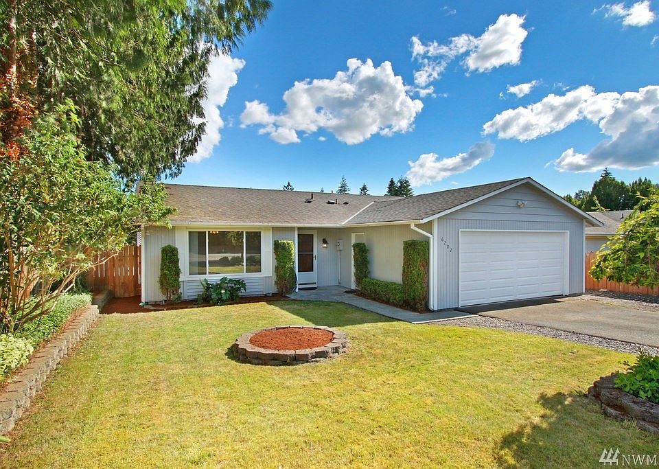 1st image of 6202 99th Pl NE