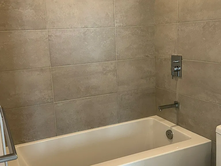 500 Dupont St #315 — Photo 12
