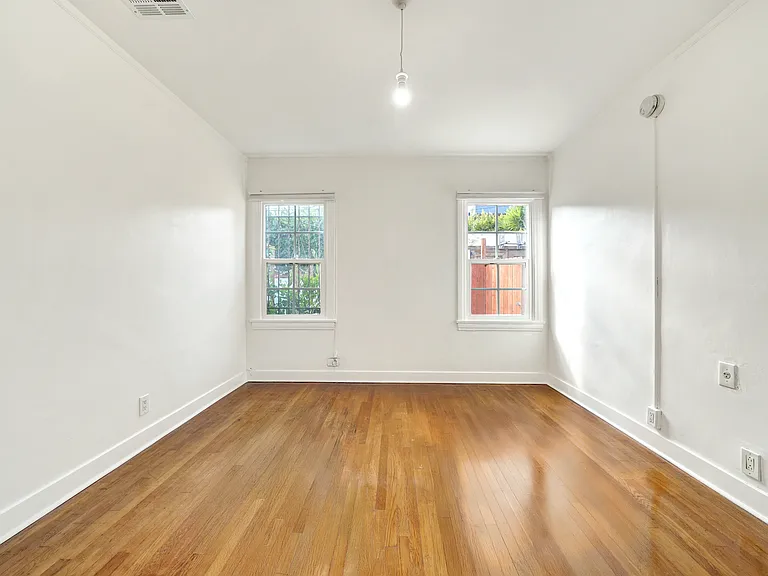 815 N Curson Ave — Photo 51