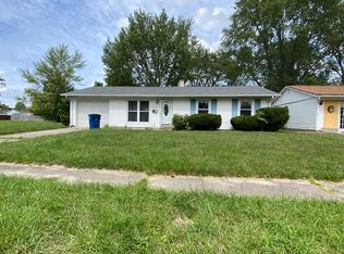 2114 S Fairfield Dr, Marion, IN 46953