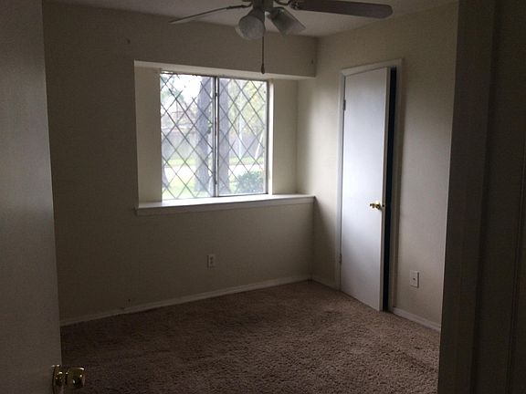 5th image of 15910 Quill Dr
