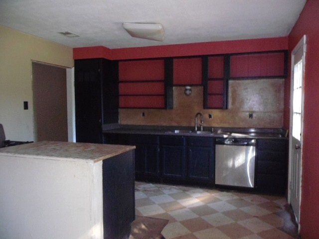 2nd image of 202 W Pioneer St