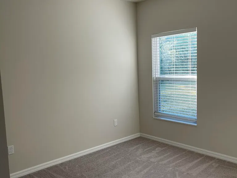 3368 N Park Dr — Photo 16