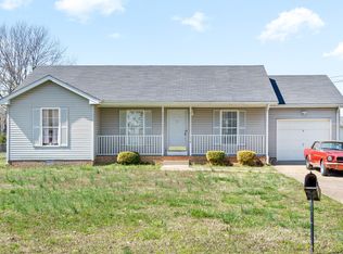 158 Oak Tree Dr, Oak Grove, KY 42262